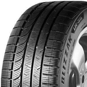 Bridgestone Blizzak LM35 215/55 R16